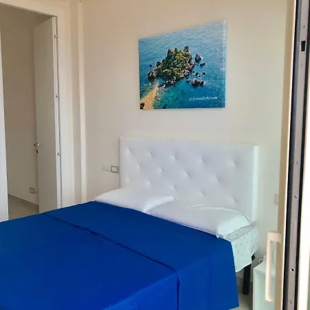 Taormina Wonderful Solarium Apartment *