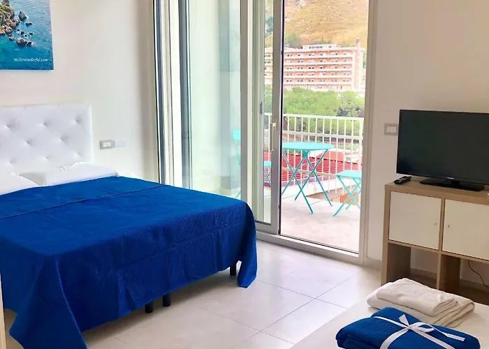 Taormina Wonderful Solarium