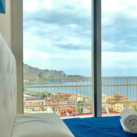 Taormina Wonderful Solarium * Giardini Naxos